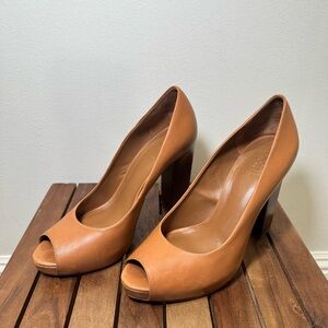 Tory Burch Brown Leather Peep Toe Block Heel Pumps Size 8.5 | Made in Brazil
